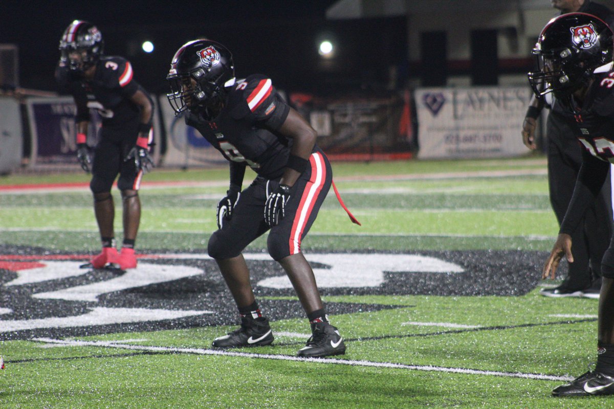 hudl.com/v/2QxrVT 
Senior season highlights 💪🏾 <a href="/coacher9/">Coach Darnell lee</a> <a href="/CoachLandryDC/">Dustin Landry</a> <a href="/SouthlandSports/">Southland Conference</a> <a href="/LionUpFootball/">Southeastern Football</a> <a href="/RaginCajunsFB/">Louisiana Ragin’ Cajuns® Football</a>