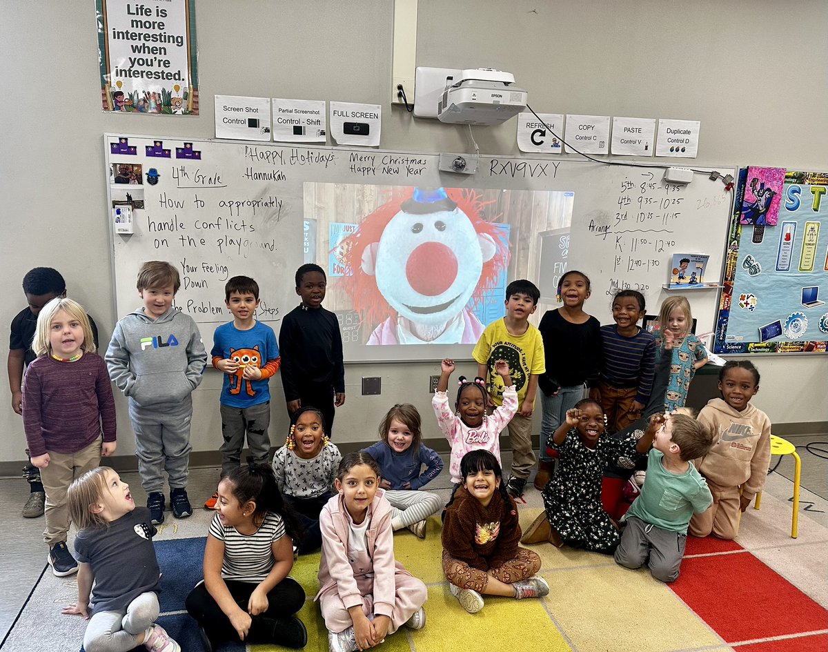 sauslander's tweet image. Allisonville Kindergarten loved singing with, laughing with, and learning from the amazing and talented @MrClownTV! Thank you for brightening up our December days! @AllisonvilleES