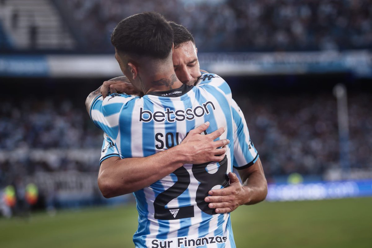 Christian Devia tweet media