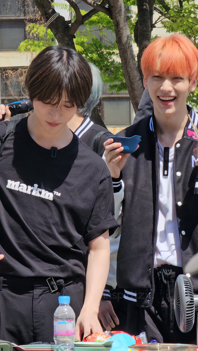 infinite991106's tweet photo. 웃을 때  제일 예뻐
#SOOBIN 
#수빈 #수빈이_생일축하해
#수빈이가눈꽃으로피워낸한페이지 https://t.co/aL2QkaVaP1