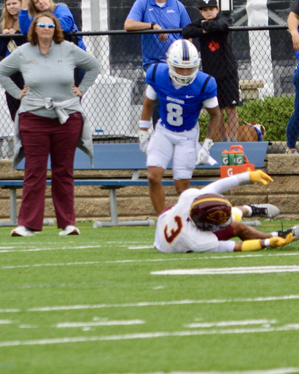 IamJesseEllis's tweet image. I will be entering the transfer portal.
3 years of eligibility left
Stats: 
42tackles 
4 TFL
3 ints 
1 FR
1 TD
9 PBU
#d3fb