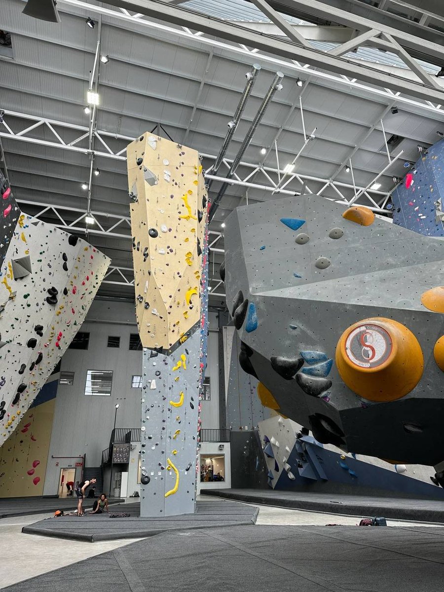 Every climb is a heart-pounding adventure. Challenging yourself has never been so fun! ❤️