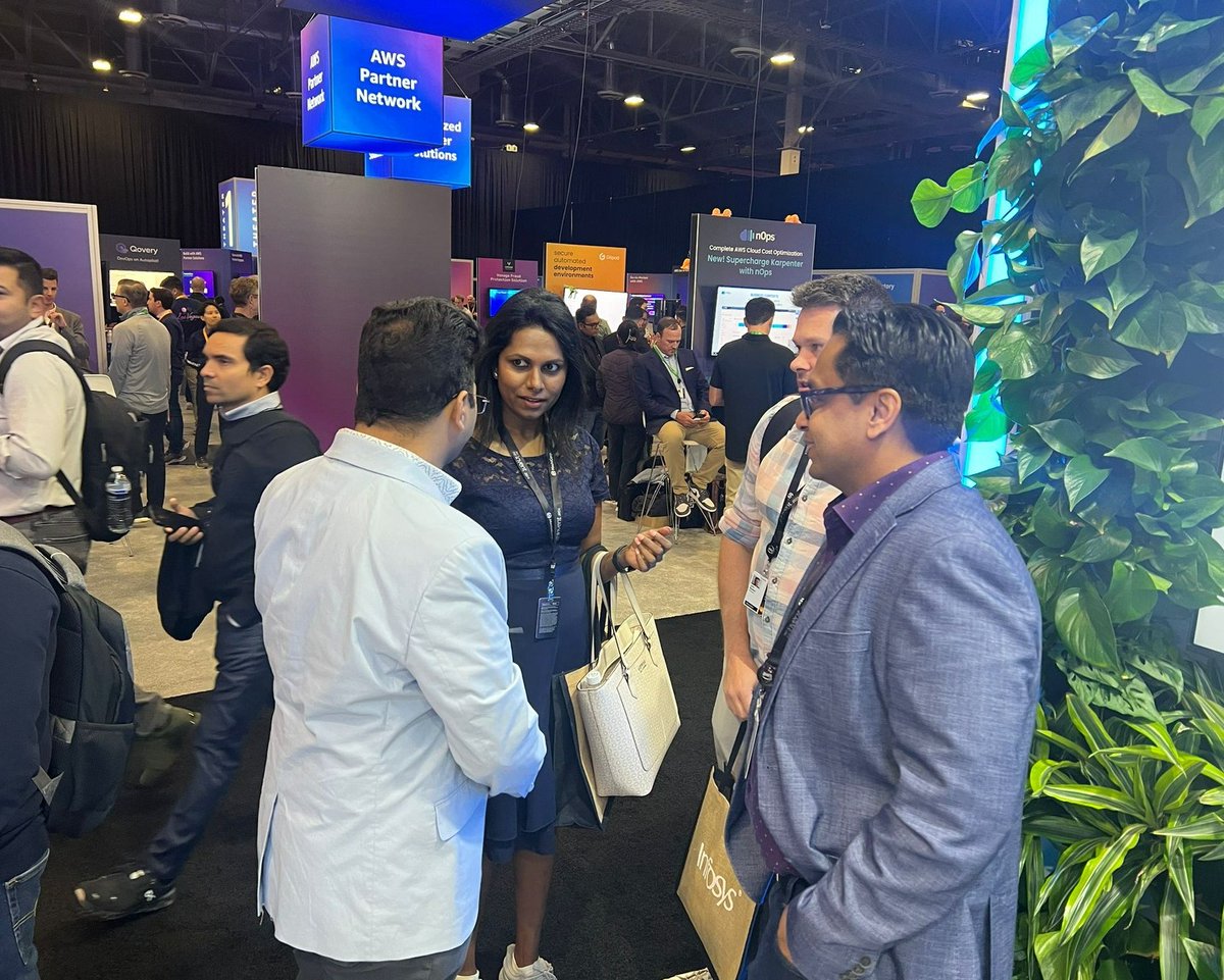 InfosysAmericas's tweet image. Can’t believe we’re already on day 3!

#InfosysCobalt #InfosysTopaz #awsreinvent #InfyAtReInvent24 #AWS_Partners #EnterpriseAI