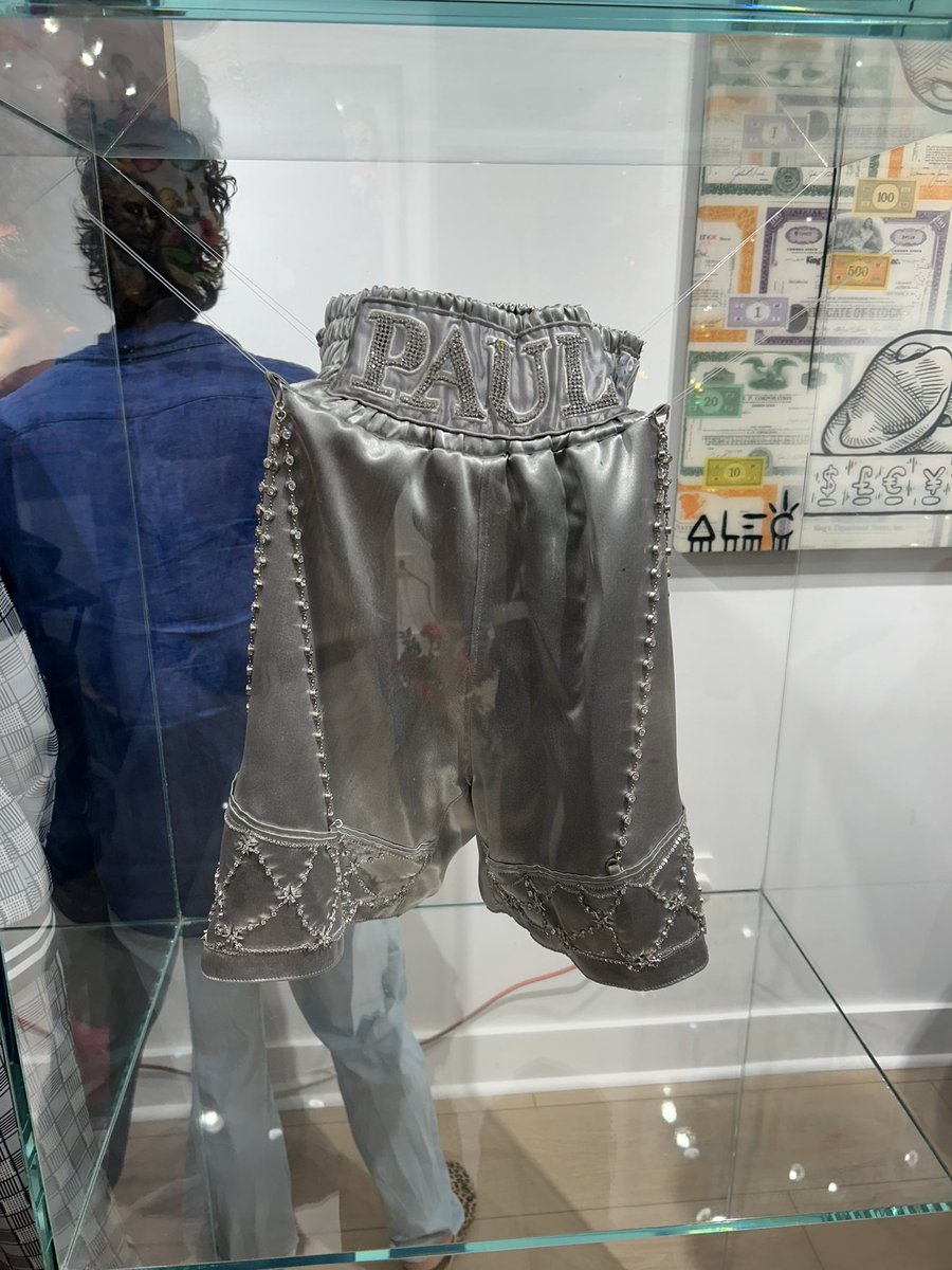 FouquetNicola1's tweet photo. Art Basel week in Miami, @alecmonopoly live and expo in the @EDENGALLERY_ thanks for it!
Awesome 💕
#ArtBasel2024 #bitbasel #edengallery #MiamiArtWeek #bitcoin100k https://t.co/1TwGqPMZc5