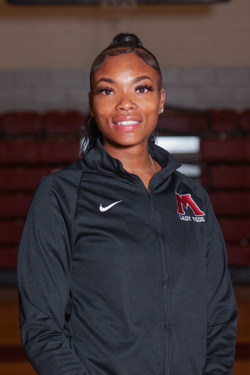 Our beautiful and amazing Junior Varsity Head Coach Jasmond L Phillips ❤️🏀#LadyReds