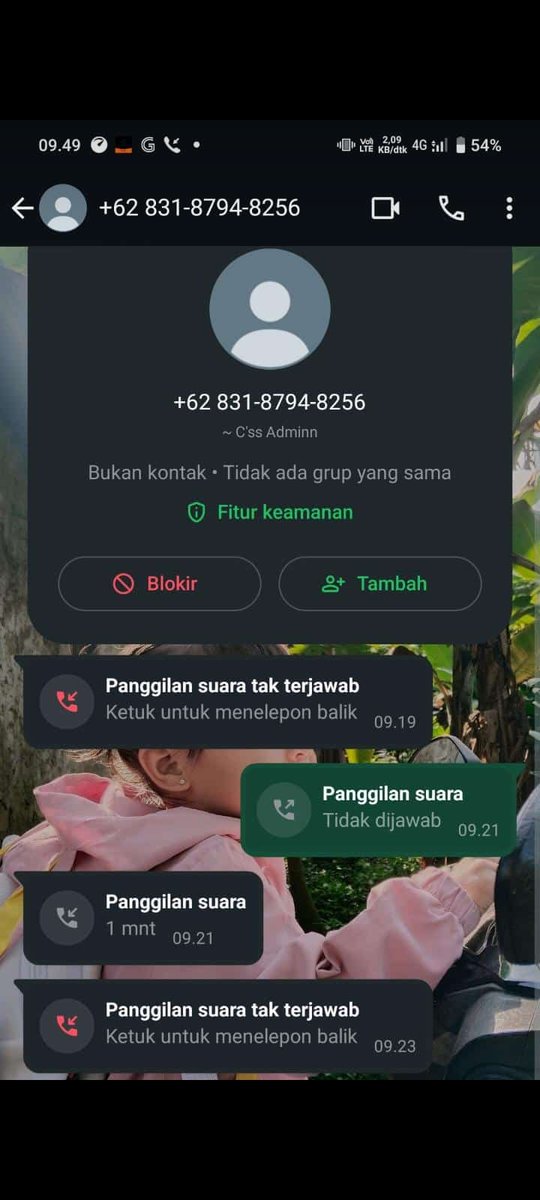 Pagi2 di tlpon org ngaku2 dri pihak <a href="/akulakuID/">Akulaku Indonesia</a> dia blg paket gagal kirim trus nyebutin resi trus bener. Kok bsa dpt resi se bener itu? Selemah itukah keamanan sistem mu?