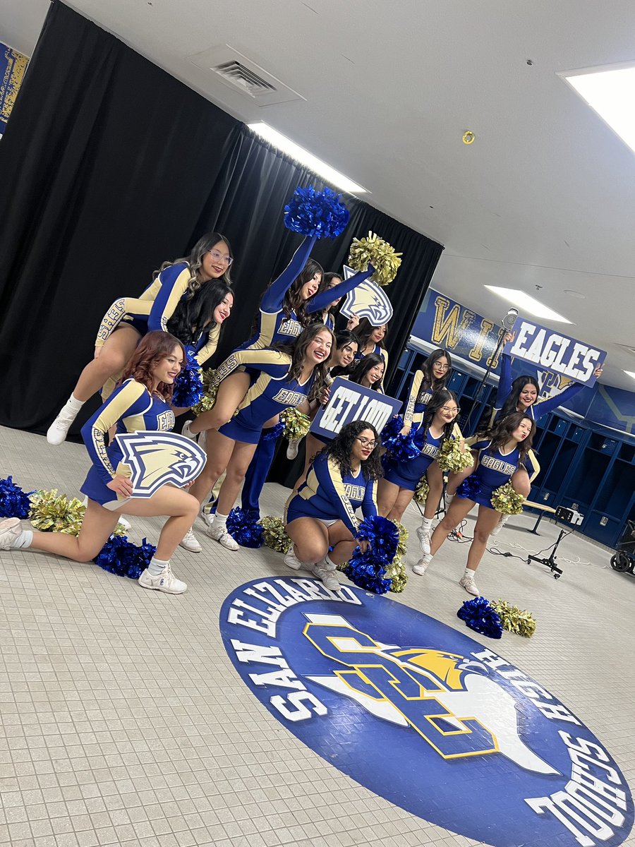 dimorales1998's tweet photo. A little competition team photo shoot before our first cheer competition of the season in January. They deserve the best and more!!! ❤️ #proudcheercoach #SEHStheBest  Special thank you to @mydezigns22  for driving out to San Eli! https://t.co/dXEn1f3xxZ