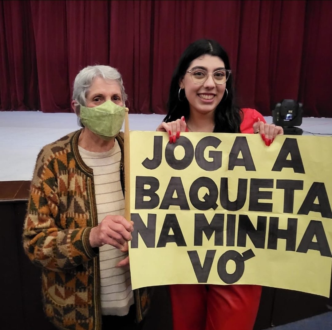 amanda_azzolin's tweet photo. início de um sonho (2022) // deu tudo certo (2024) https://t.co/z1w2Mj7J0b