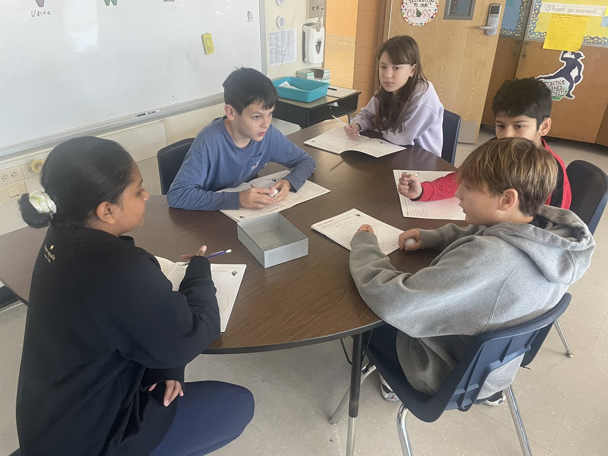 MDzSabatini's tweet photo. Working together to identify different physical properties of matter! @MrsSiebenChris #WeAreBethpage https://t.co/QX3KUwlyww