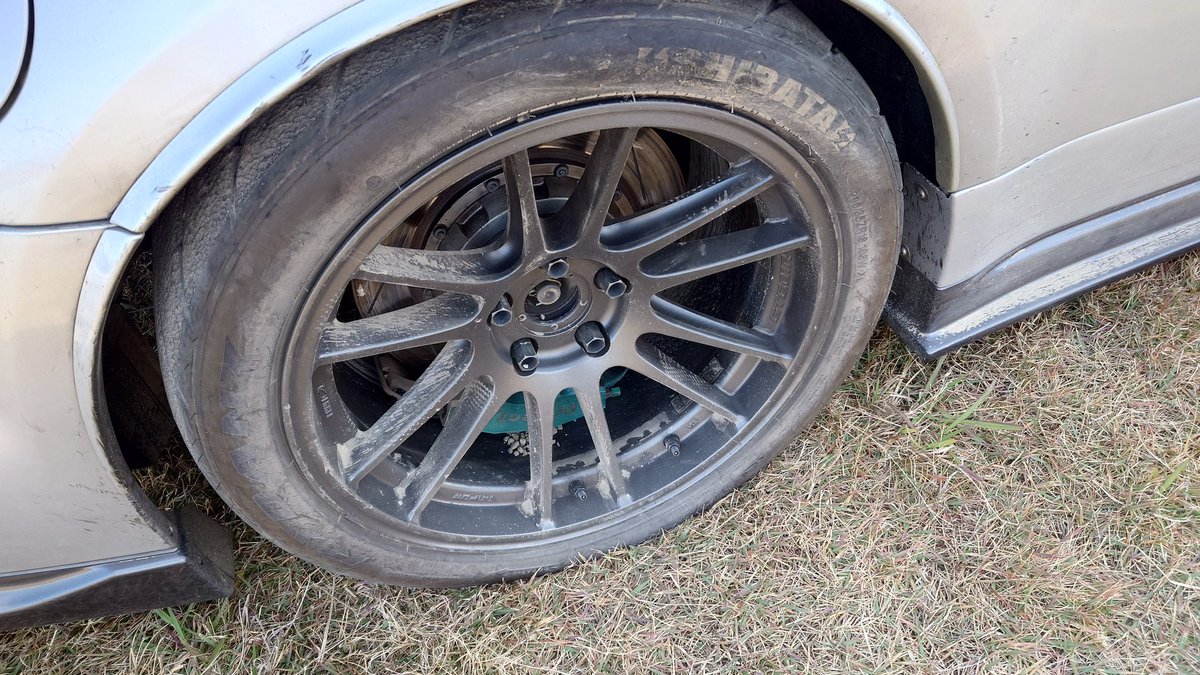 maru390z's tweet photo. 鈴鹿からおはようございました。
キャリパーのブラケット折れで本日終了。 https://t.co/jAaV6M74AI