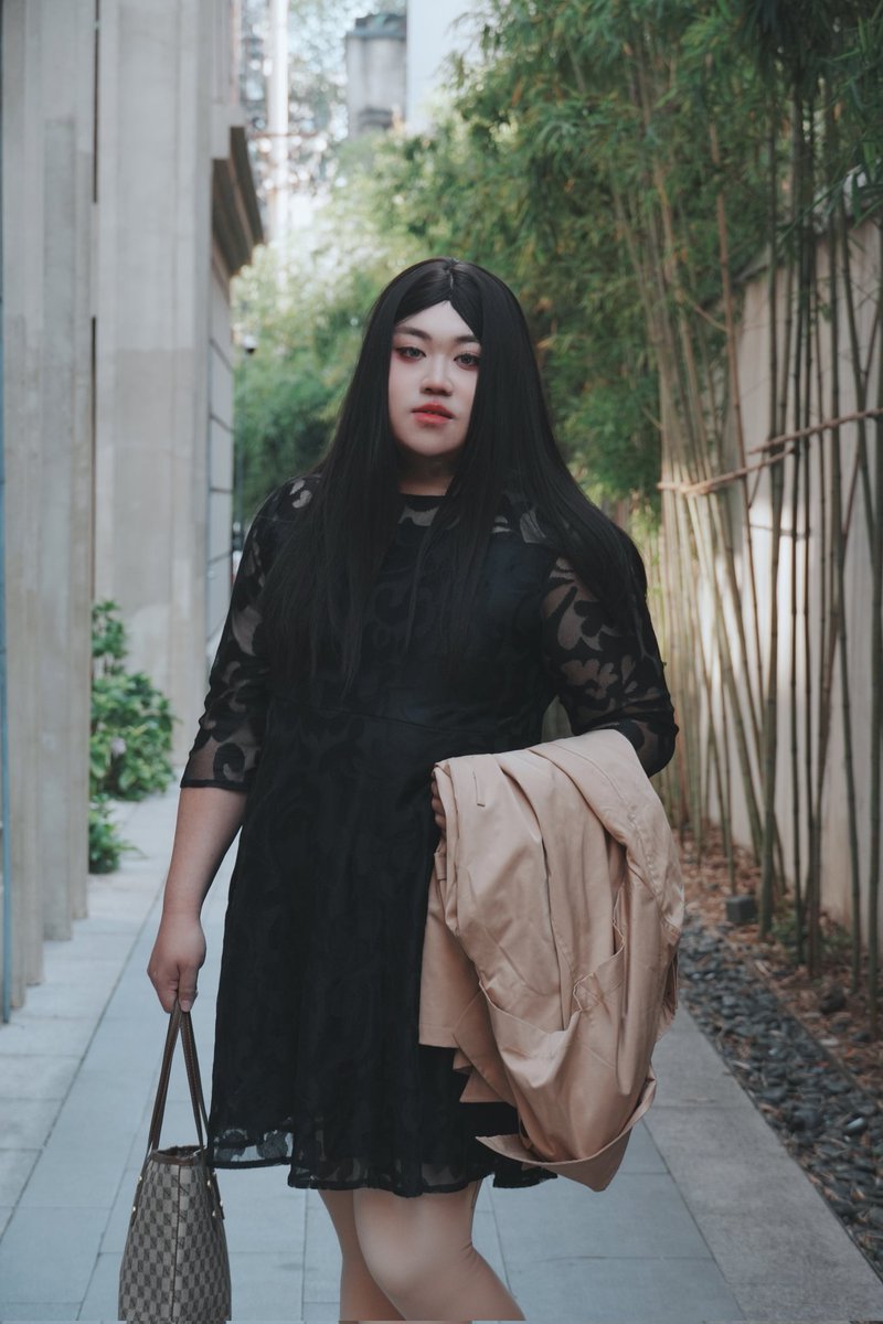 老公们，没想到你们的御姐老婆其实是个bbw吧？