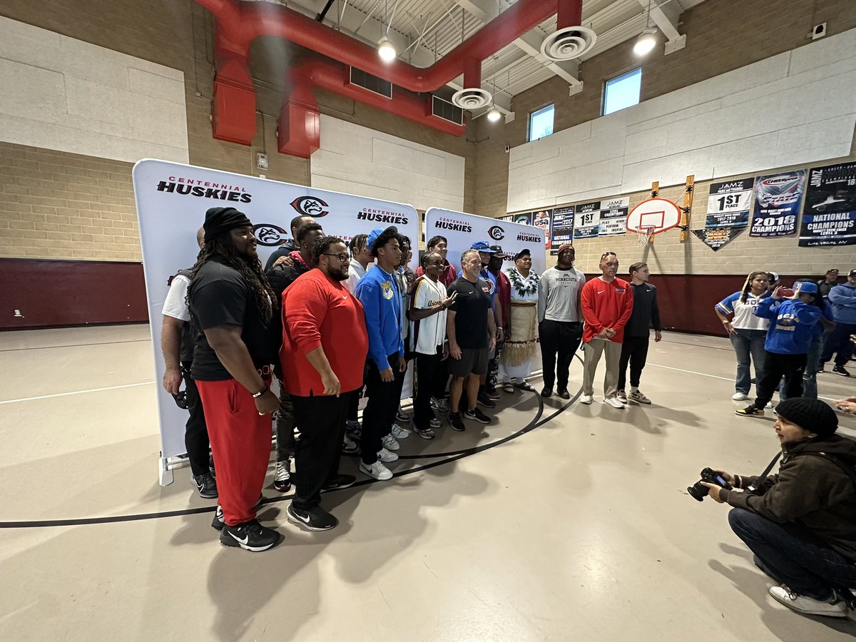 Thankful to share this path with you all! 🐾

Such a surreal moment seeing you guys achieve your life long dreams. Started my coaching career along side y’all as freshmen at <a href="/Cen10Football/">Corona Centennial Football</a>! 

Go #BeGreat at the next level! 

#JobsNotFinished <a href="/cbj__7/">𝘾𝙤𝙧𝙮 “𝘾𝙅 ” 𝘽𝙪𝙩𝙡𝙚𝙧 𝙅𝙧.</a>