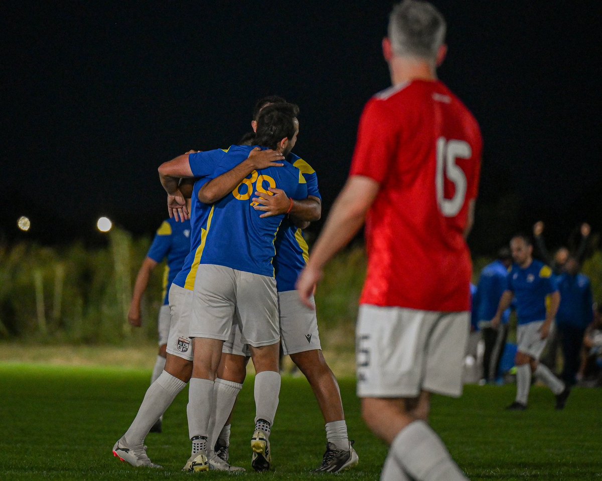 Liga Universitaria de Deportes (@lud_oficial) on Twitter photo ¡𝗟𝗢𝗦 𝗥𝗘𝗦𝗨𝗟𝗧𝗔𝗗𝗢𝗦! ⚽️🏆
Se jugaron cuatro partidos de octavos de final de la #CopaDeCampeones de #Presenior
<a href="/elindio_resiste/">El Indio Resistencia</a> 0 (6)-(5) 0 <a href="/Wolframio_U/">Wolframio U.</a>
<a href="/u_elbio/">Elbio Fernandez U</a> 2-0 <a href="/PallottiU/">Pallotti U. 10 AÑOS⚽️</a>
<a href="/NacionalUniver/">Nacional Universitario</a> 0 (5)-(3) 0 <a href="/CSPB_Univ/">Club Social Piedras Blancas</a>
<a href="/Club_Nautico/">Club Náutico</a> 1-0 <a href="/Cienfar_FdeC/">CIENFAR F de C</a>
#SomosLaLiga ¡𝗟𝗢𝗦 𝗥𝗘𝗦𝗨𝗟𝗧𝗔𝗗𝗢𝗦! ⚽️🏆
Se jugaron cuatro partidos de octavos de final de la #CopaDeCampeones de #Presenior
<a href="/elindio_resiste/">El Indio Resistencia</a> 0 (6)-(5) 0 <a href="/Wolframio_U/">Wolframio U.</a>
<a href="/u_elbio/">Elbio Fernandez U</a> 2-0 <a href="/PallottiU/">Pallotti U. 10 AÑOS⚽️</a>
<a href="/NacionalUniver/">Nacional Universitario</a> 0 (5)-(3) 0 <a href="/CSPB_Univ/">Club Social Piedras Blancas</a>
<a href="/Club_Nautico/">Club Náutico</a> 1-0 <a href="/Cienfar_FdeC/">CIENFAR F de C</a>
#SomosLaLiga
