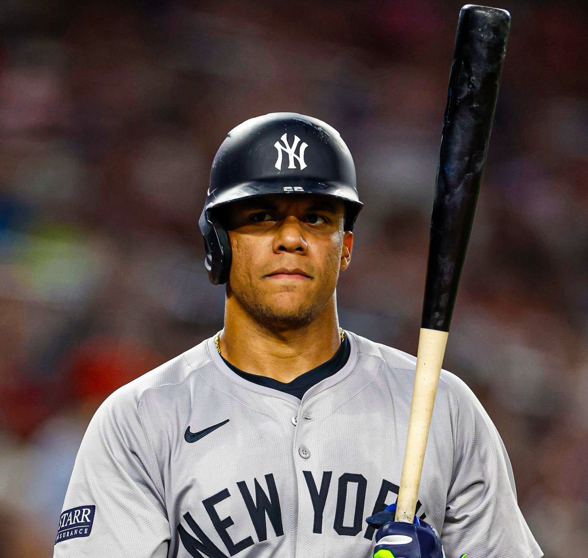 theyanksonly's tweet photo. According the Mark Feinsand, “Soto and [agent] Scott Boras aren’t signing without taking that final deal back to the Yankees.” https://t.co/vAkGURx0ew