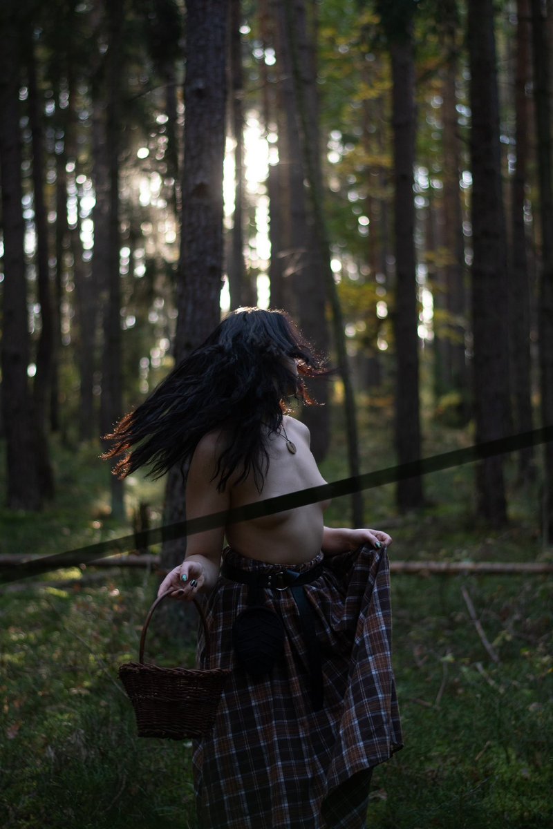 Lilith__Alice's tweet photo. Witch ✨ https://t.co/jcrNlW4pHH