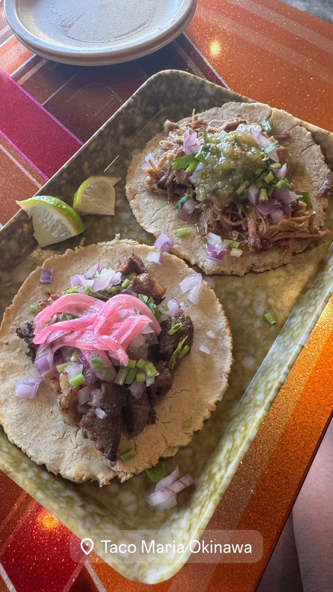 DJkeita0608's tweet photo. #kingtacos
#メキシコ
#tacomaria
#沖縄
2日連続ランチ
タコス合計20個🌮 https://t.co/ECwAx8Fo2L