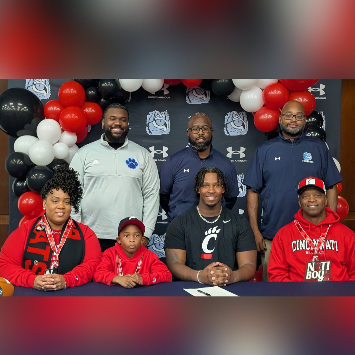 Camden FB Prospects (@camdenrecruits) on Twitter photo Congratulations to Zach Taylor for sealing his commitment to attend University of Cincinnati.
#signingday
#teamsideline
<a href="/zotaylor06/">Zachary Taylor</a>
<a href="/GoBearcatsFB/">Cincinnati Football</a>
<a href="/COACH217ROLAND/">Travis Roland</a>
<a href="/QBOCCoachAlford/">Grant Alford</a> Congratulations to Zach Taylor for sealing his commitment to attend University of Cincinnati.
#signingday
#teamsideline
<a href="/zotaylor06/">Zachary Taylor</a>
<a href="/GoBearcatsFB/">Cincinnati Football</a>
<a href="/COACH217ROLAND/">Travis Roland</a>
<a href="/QBOCCoachAlford/">Grant Alford</a>
