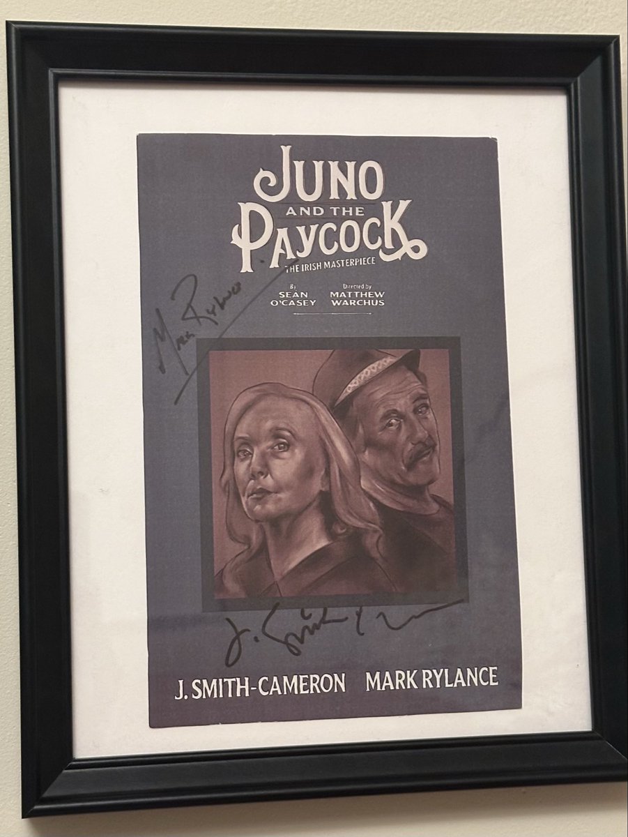 laur3n_2003's tweet photo. A drawing I did recently, inspired by the production of Juno and the Paycock that played at the Gielgud Theatre with Mark Rylance &amp; @j_smithcameron. It was such a fantastic production! Very glad I had the chance to see one of the final performances. @JunoPaycockPlay https://t.co/nc2mzIaOA9