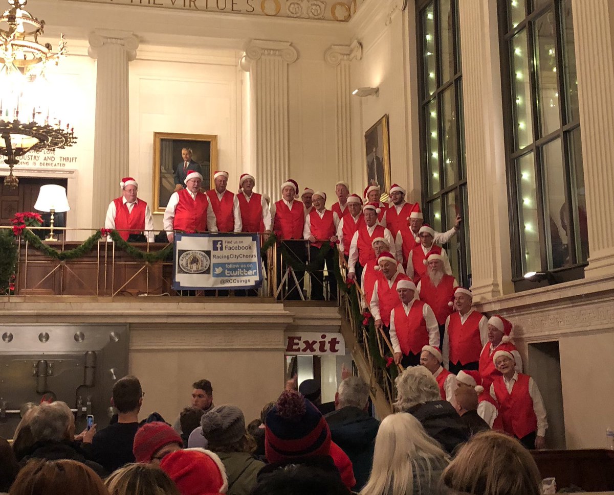 RCCsings's tweet photo. Join us Thurs, 12/5 at @AdirondackTrust 6:30pm, 7:30pm and 8:30pm for the #VictorianStreetwalk in #Saratoga!

Our thanks to @AdirondackTrust for sponsoring our Chorus! Lots of caroling and sing-alongs! https://t.co/exKfRrfz5h