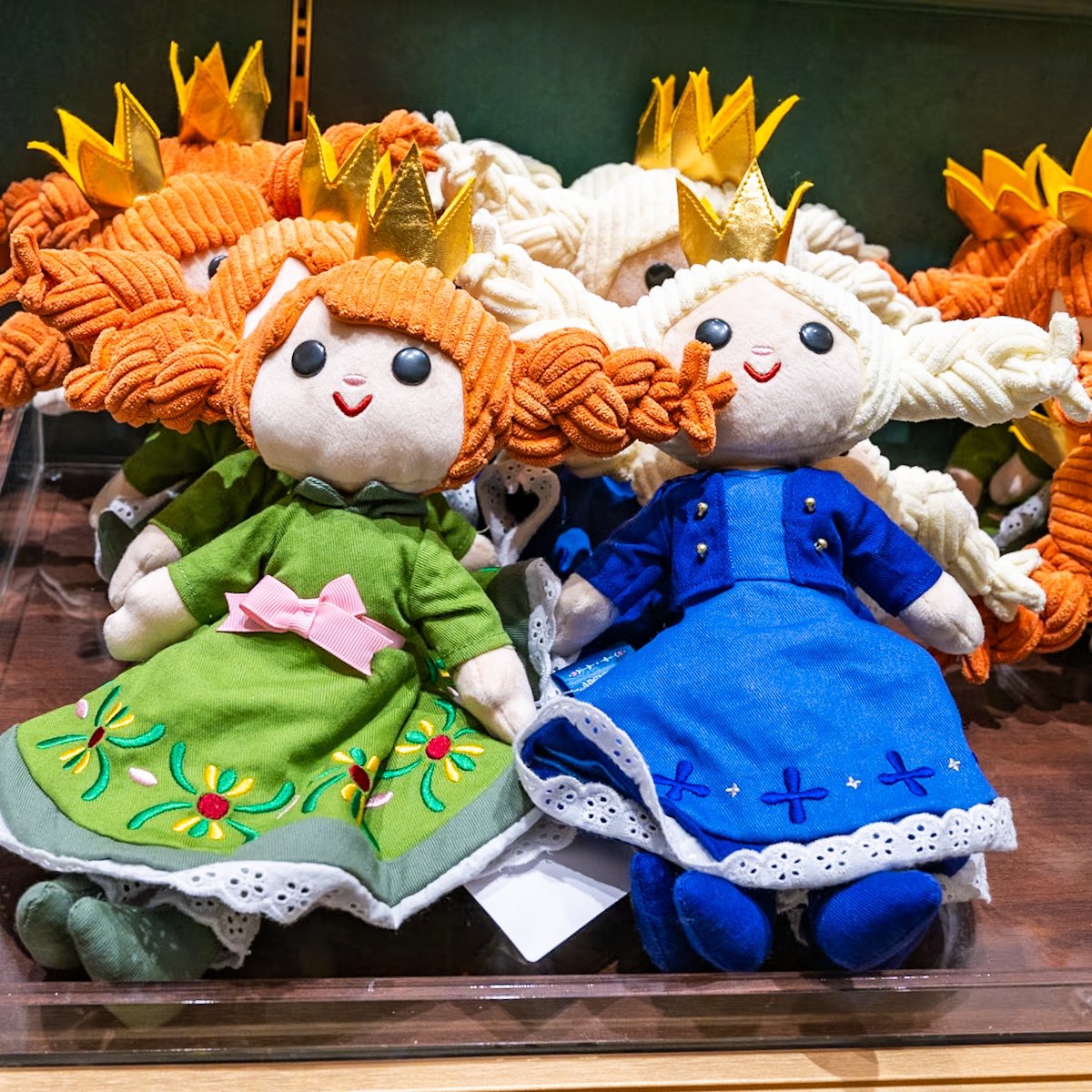 アナ雪 エルサ アナ ファンタジースプリングス ディズニー ぬいぐるみ