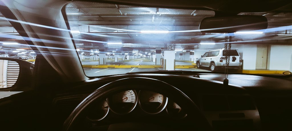 iS3Di's tweet photo. Works parking garage never looked soo ......... calming https://t.co/jI5ObJa7d9