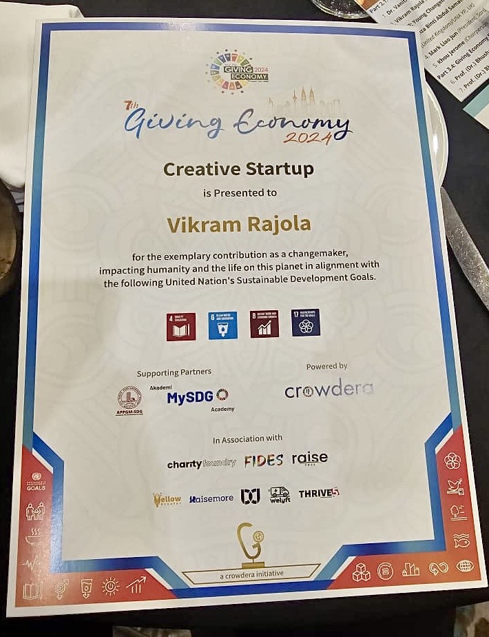 INDEED_Fdn's tweet photo. 03 Dec 2024
@INDEED_Fdn receives first international recognition 
 _ Giving Economy Award 2024 _ Impact Changemaker (Creative Startup)
Organised by SDG Academy, APPGM-SDG &amp; Crowdera; Kuala Lumpur

Gratitude to team, volunteers, friends, donors and CSR partners https://t.co/R0xuA65Rhg