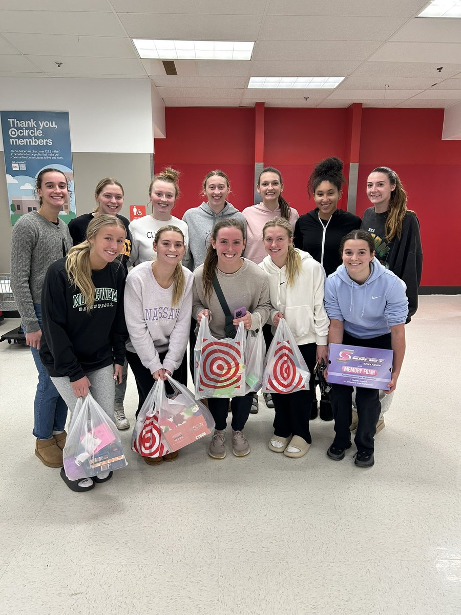 Darrin Travillian (@coachtravillian) on Twitter photo One of the great traditions of <a href="/MCScotsWbb/">Maryville College Women’s Basketball</a> is our annual shopping spree for a youngster in Blount County through the Christmas Wishes program at New Providence Presbyterian Church. We are a proud program of givers, and these young women continue this tradition. One of the great traditions of <a href="/MCScotsWbb/">Maryville College Women’s Basketball</a> is our annual shopping spree for a youngster in Blount County through the Christmas Wishes program at New Providence Presbyterian Church. We are a proud program of givers, and these young women continue this tradition.