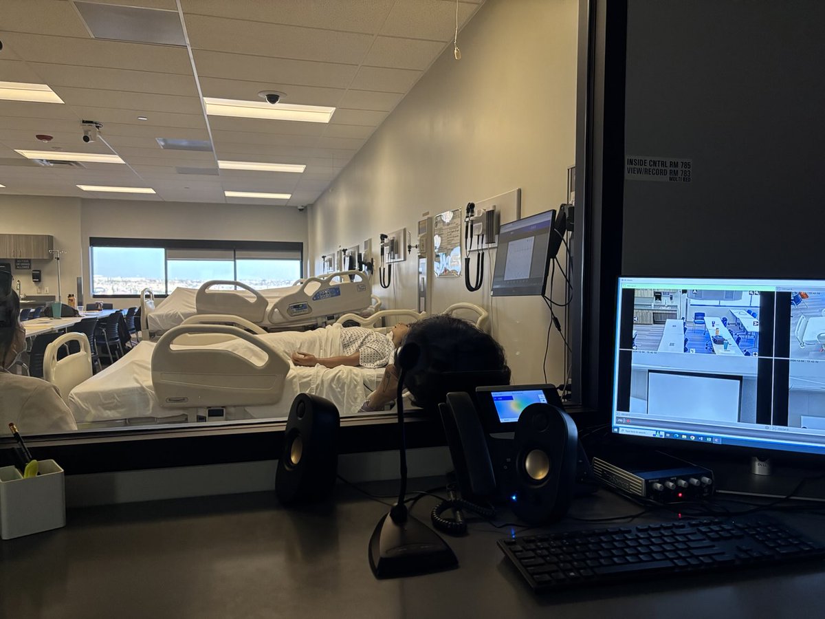 Our ⁦<a href="/ELPASO_ISD/">El Paso ISD</a>⁩ Health Science 🩺 teachers learned the value of AI simulation today ⁦@EPCC! Utilizing cutting edge technology for mastery of clinical skills equates to student success! #CTEcreatesFutures #itstartswithUS