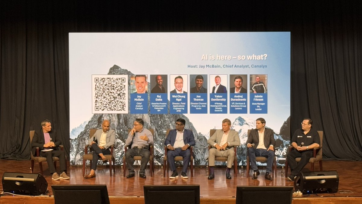 Canalys's tweet image. The #CanalysForums2024 APAC hosted an insightful expert hub titled "AI is here - so what?", exploring the next frontier of AI adoption and implementation.
Read more: linkedin.com/feed/update/ur…