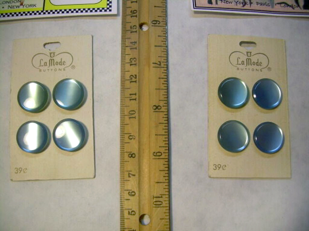 max_rainet's tweet photo. 15 Vintage Shades of Blue Pearl + Pearl tone BUTTONS * LaMode Old Stock on Cards   https://t.co/VEDo7gSDlJ 
   
Wonderful buttons left over from my retail shop.  #buttons  #makers #crafters #sewing #notions  #makestuff ~ Please stop by! https://t.co/JpTcwssiS7