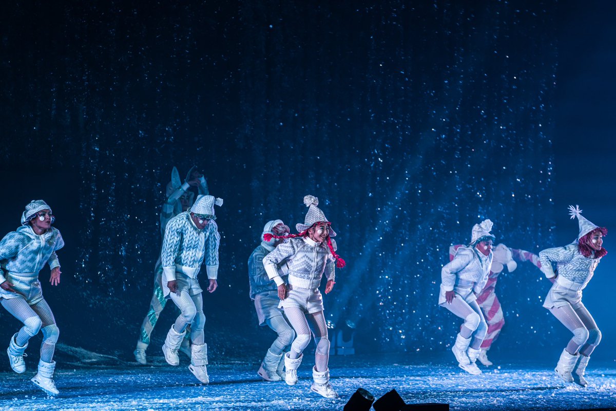 eri_chikusa's tweet photo. 2nd year w Twas The Night Before by Cirque du Soleil 🌞 we are open in Atlanta till 12/15, and Charlotte NC from 12/20-1/4/25!! 

今年もシルクドソレイユのTwasでツアー周っています！毎年レベルアップしてるこのショーに大好きなキャストと周れることに感謝です！お近くの方は是非！ https://t.co/76WKHKlBvx