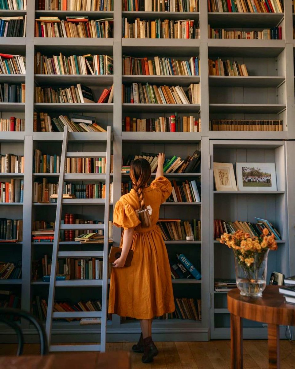 iampaolamedina's tweet photo. «Cuando era niña, cuando era adolescente, los libros me salvaron de la desesperación: eso me convenció de que la cultura era el valor más alto».

Simone De Beauvoir ✍️ https://t.co/Mz7CuU3Kep