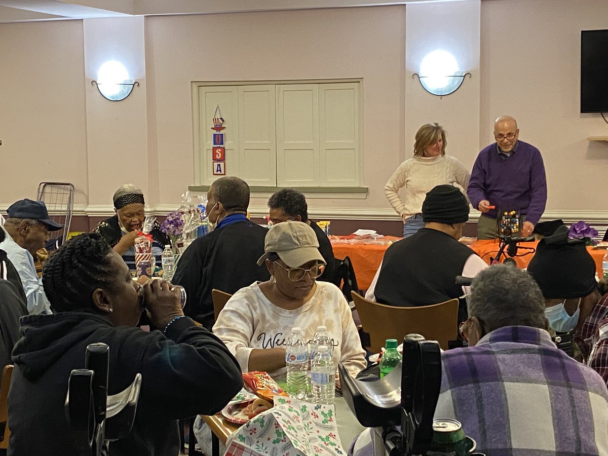 AcpMaryland's tweet photo. Grateful to #GEDCO Baltimore for helping us host a game night with seniors in their community. Their staff were amazing. So much joy in that room. And our mighty volunteer committee brings it every single time. ❤️@jyotsnagummadi @CchristmColleen https://t.co/9NqQPsj3Iw