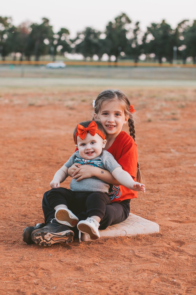 hayleeflanary's tweet photo. Just a random update of my life.🫶🏼

Connor started tball &amp; loves it. Gracyn is her biggest fan!🥹

I turned 26🥳

We spent Thanksgiving as a family of 4🥰

Heath &amp; I have officially been together for over a decade! ✨

I am blessed. ❤️ https://t.co/jSsIwGz9d0