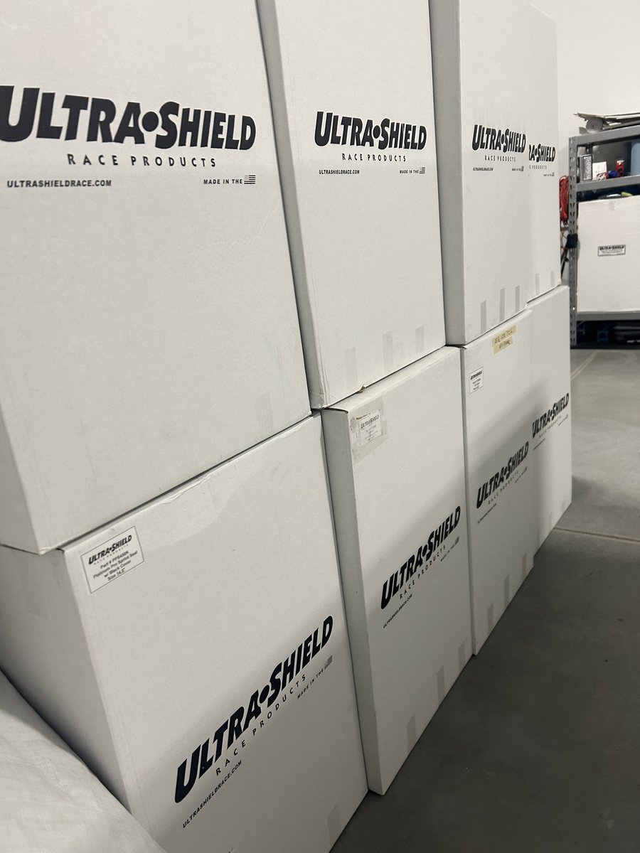 Sharp_Advantage's tweet photo. PRI is coming. That means Tulsa Shootout and Chili Bowl is right in front of us. Got a few @UltraShieldRace seats here if your in need of one … Ready to ship.
#Safety #GetYoursNow #UltraShield #NextLevelSafety https://t.co/sLH31qvo1G
