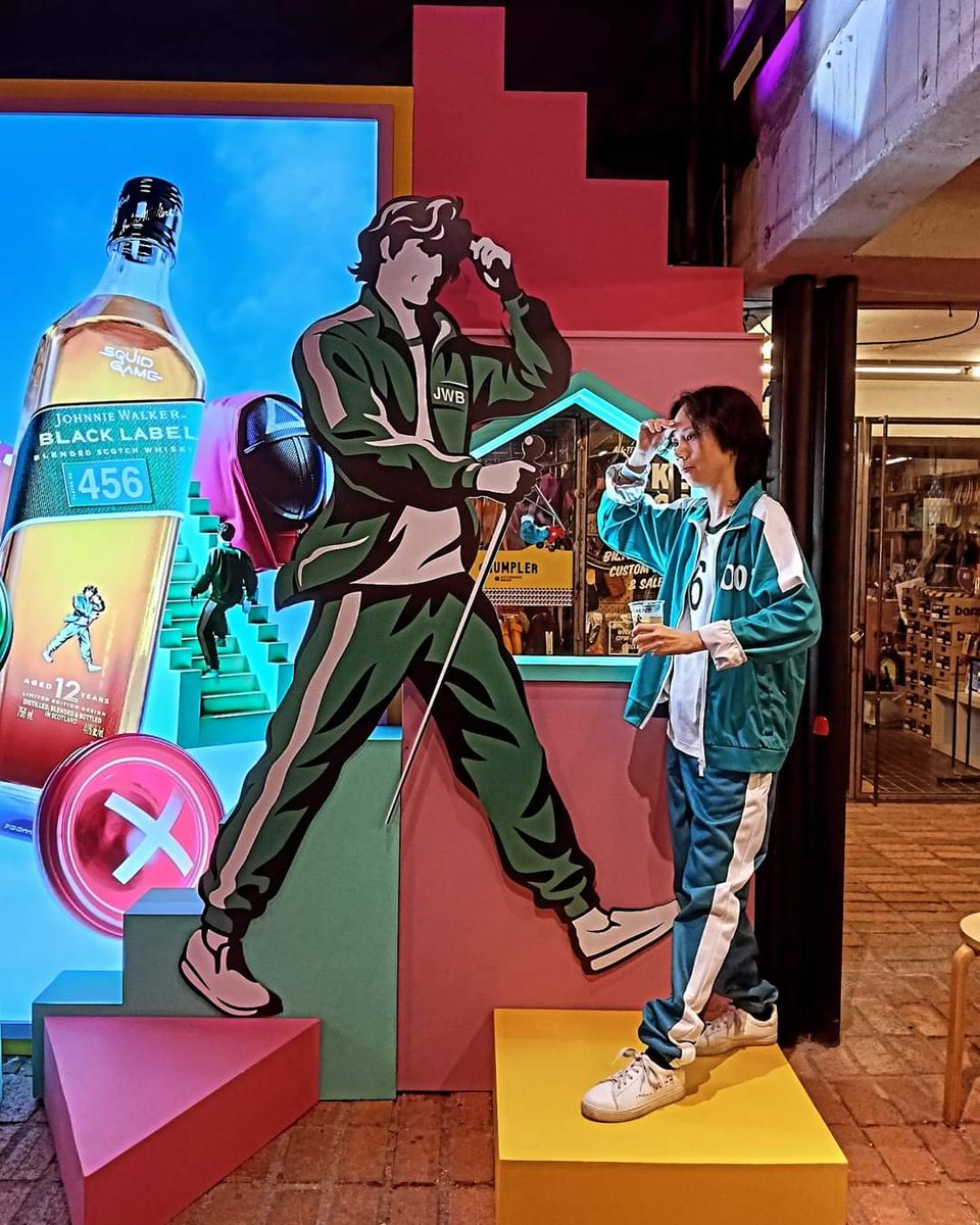 mxjulianaheng's tweet photo. Dunno what you are doing with your life, #KeepWalking with Johnnie Walker! ๐๐ป
Photo Credit : Hafiz ๐ธ
#johnniewalkermy #squidgame #pickyourplayer #rexkl #party #mxjulianaheng https://t.co/K4lT0lxCzl