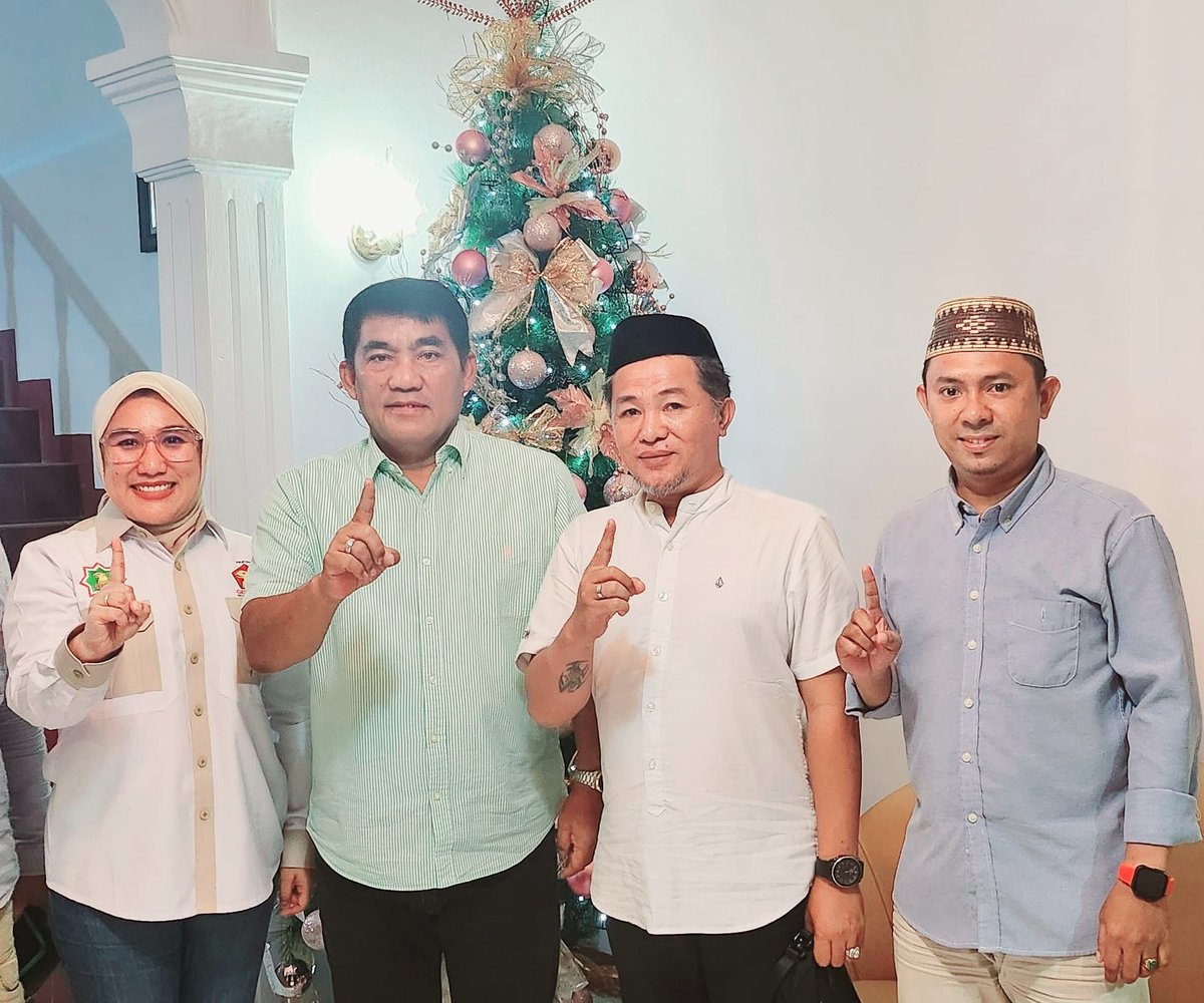 SyafrilParasana's tweet photo. Selamat mengemban tugas pak Jenderal Yulius Stevanus. https://t.co/FlppLT8mcr