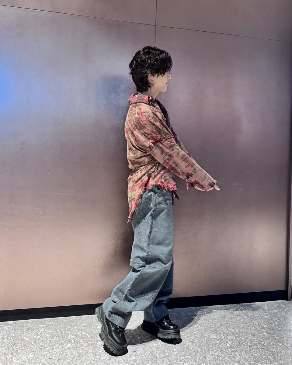 Mark Tuan Official tweet media