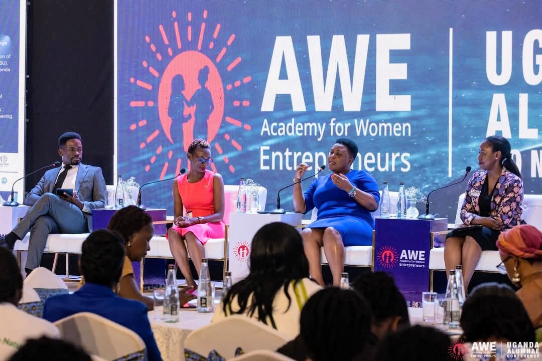 USEmbassyUganda's tweet image. Looking back on a powerful #GlobalEntrepreneurshipWeek, we’re still inspired by the success of the first-ever @AWEinUganda Alumnae Conference! Nearly 300 women entrepreneurs from across Uganda gathered to celebrate innovation &amp;amp; community 🙌🎉
It was incredible to see @AweAlumnae…