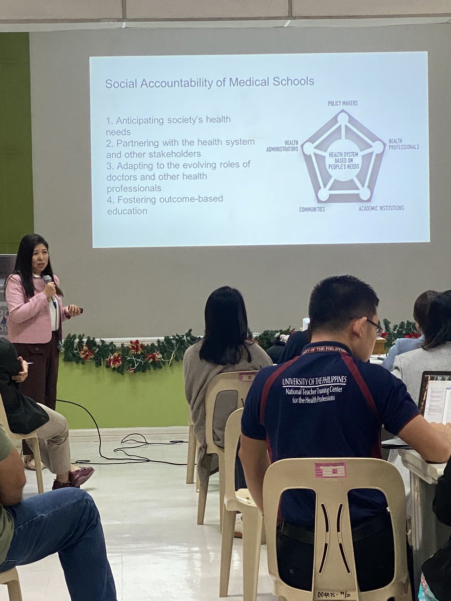 DocJohnChan's tweet image. Listening to Dr @pretchT on her Plenary Talk on Primary Care Competencies in Health HPEd. 

Teaching Social Accountability in Medical School is the first step in forming our future primary care workers envisioned for universal health care practices

HPEd can can make UHC happen!