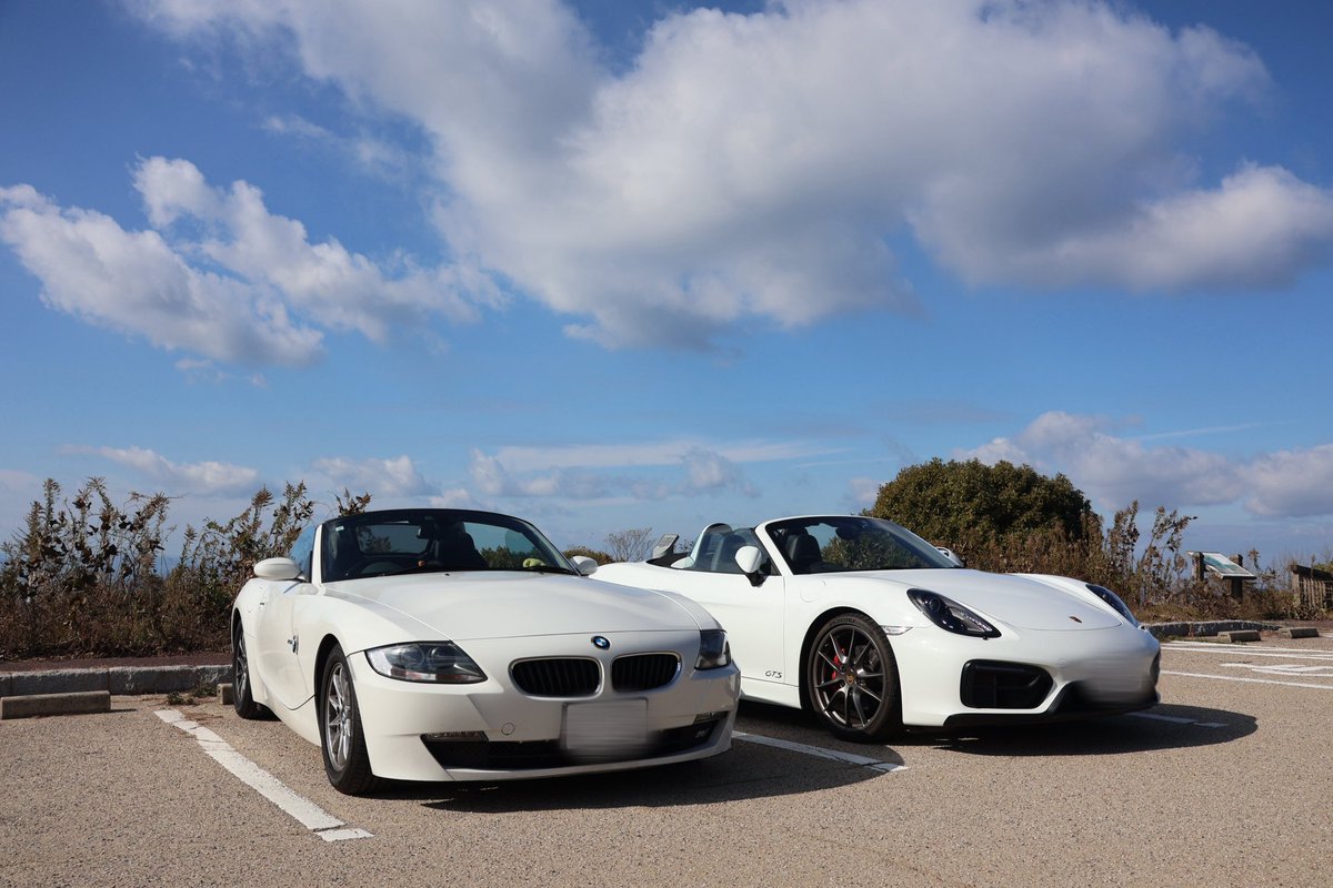 kkryu320's tweet photo. 12/1日のおはせとで718ボクスターと
2ショット撮らせて頂きました📸
#BMW #z4 #z4e85
#Porsche #718ボクスター https://t.co/j7UJKB3bx8