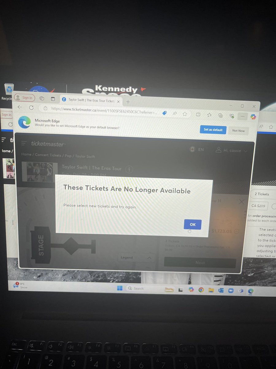 cassiesegrob's tweet photo. The way I got in before the tweets even went out and still couldn’t get any 😅. They were the same tickets over and over or I was going crazy lol #tserastourvancouver https://t.co/YqMPODsJpG