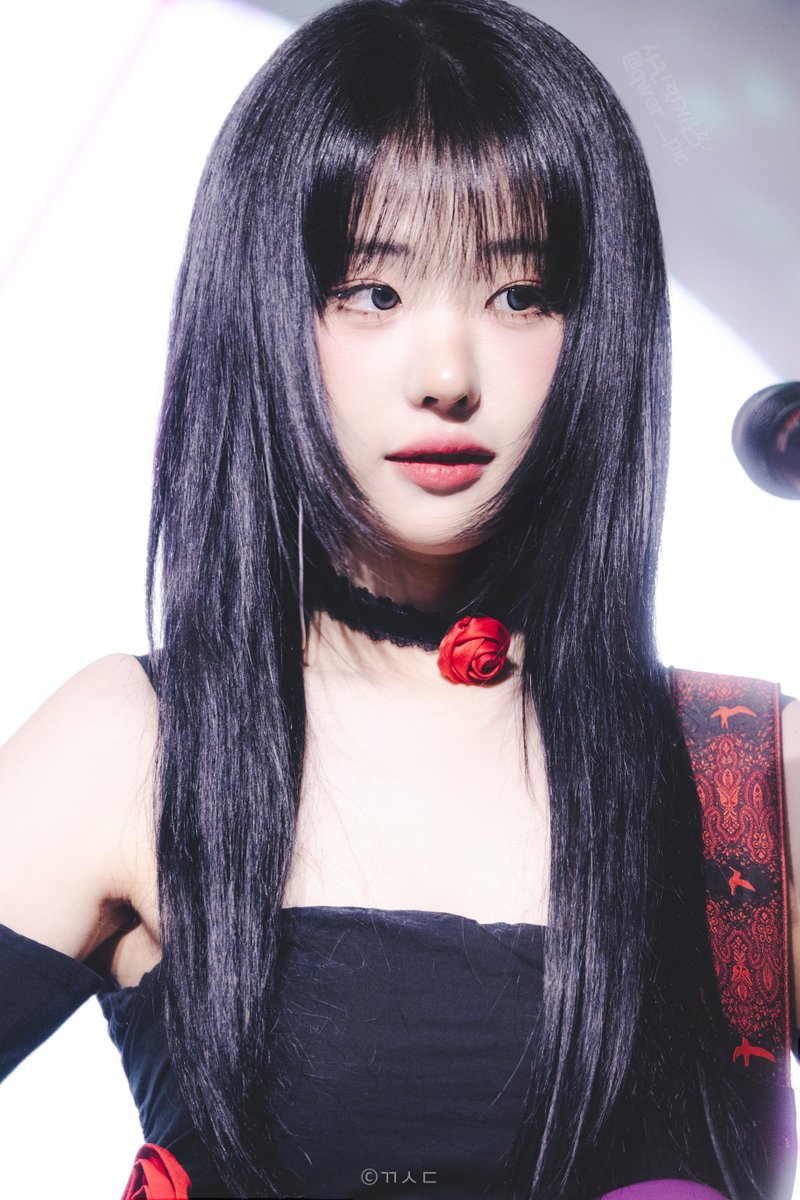 241123 아케인 시즌2 팬페스트  
쇠맛나는 장나영이 있다면 아마 이런 모먼트가 아닐까 싶은데
아껴둔 사진 드디어 올린다
#QWER #히나 #HINA #ひな #냥뇽녕냥 #장나영

@hapycb https://t.co/z9MvKjiq57