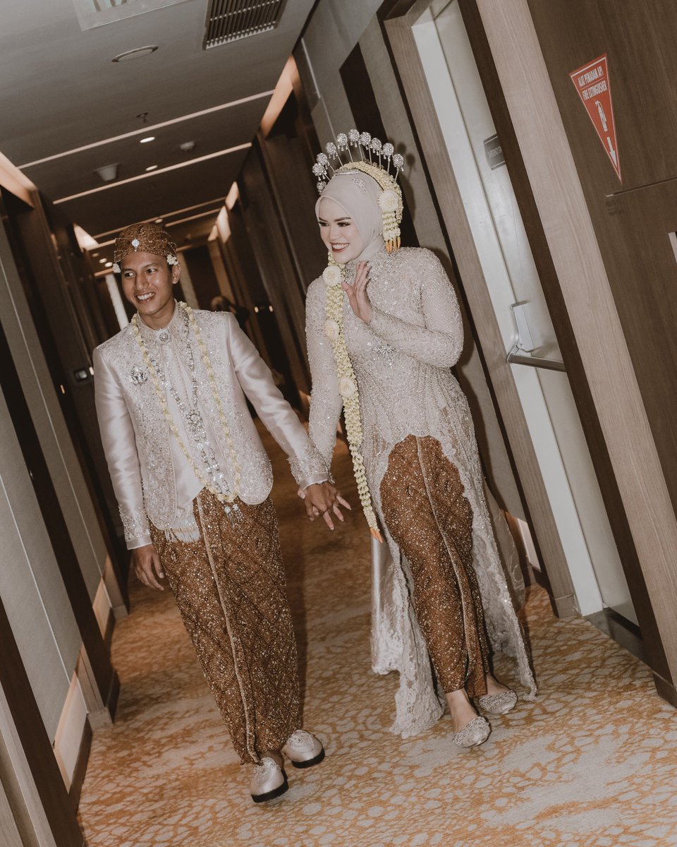 VisuelProject's tweet photo. “The most extraordinary thing about a wedding is how it turns a fleeting day into a forever memory.” https://t.co/18nSgBUmIw
