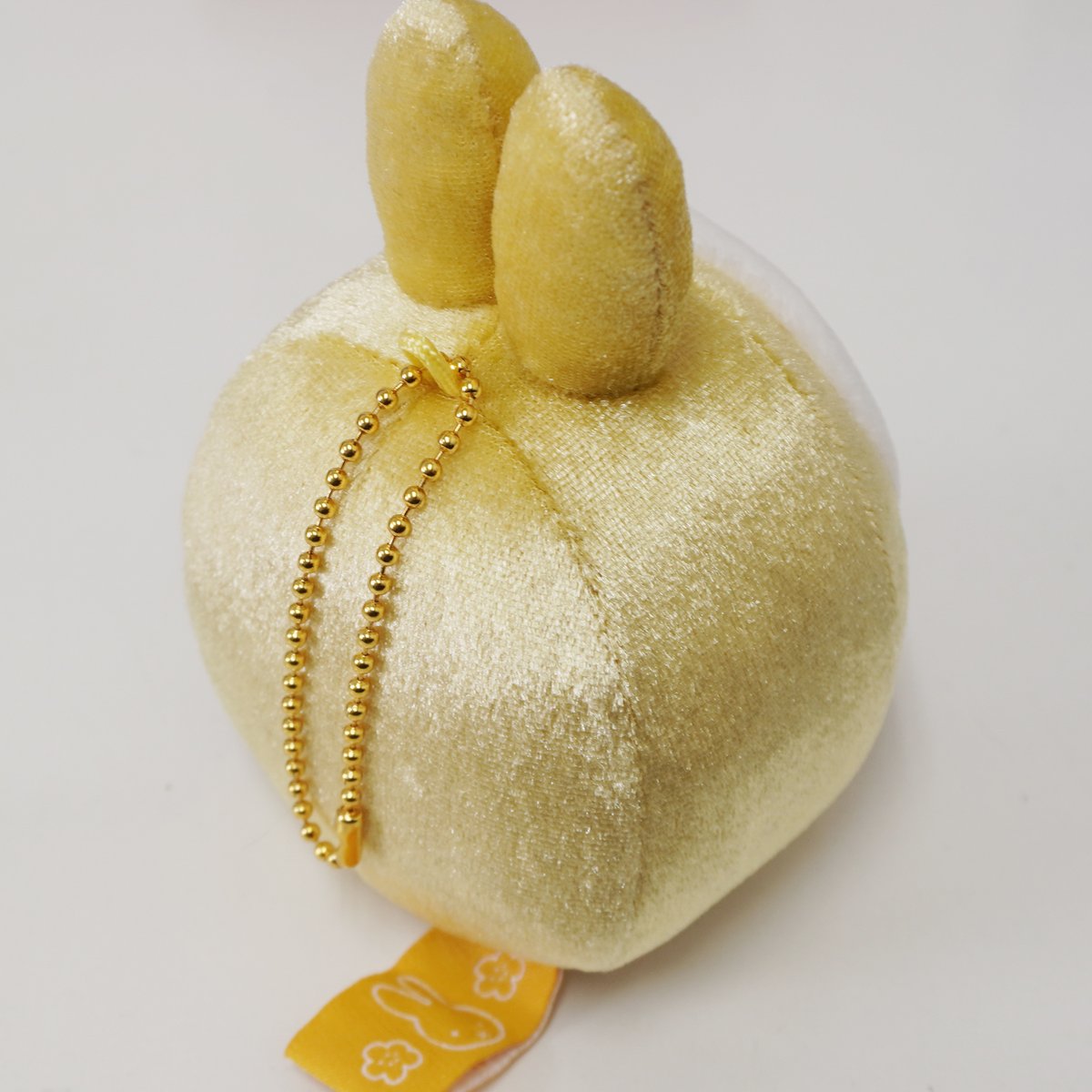 dickbrunashop's tweet image. 新年を迎えるのにピッタリなミッフィーのぬいぐるみ!
玄関やお部屋に飾るだけで福を招いてくれそう☆
bruna.jp/products/list.…
#ミッフィー #miffy #bruna #daruma
#だるま #福 #ぬいぐるみ #金 #gold #縁起物
#ブルーナ #ミッフィー雑貨 #インテリア
#福招き #招き猫 #マスコット #新年 #Doll