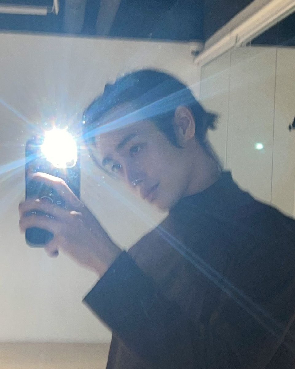 HUNTERN1TY's tweet photo. [📷] via INSTAGRAM 

“🤎🤎🤎”

#HUNTER #xikers #헌터 #싸이커스 https://t.co/Md4ycsWpPO