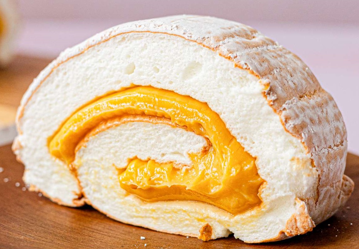 OMGMagazines's tweet photo. How to Make Perfect #BrazoDeMercedes #recipes  or Rolled Meringue with Creamy Filling https://t.co/OPyrsA5g4X https://t.co/X0duENurAd