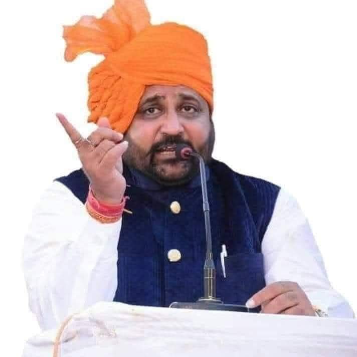 ЁЯЗоЁЯЗ│ Hv singh arathwara_8ЁЯЗоЁЯЗ│ЁЯЪйЁЯЪй (@rajputboy_8) on Twitter photo рд░рд╛рдЬрдкреВрдд рд╕рдорд╛рдЬ рдХреА рд╣рд┐рддреЛрдВ рдФрд░ рд╕рд░реНрд╡ рд╕рдорд╛рдЬ рдХреА рдореБрджреНрджреЛрдВ рдХреА рдЖрд╡рд╛рдЬ рдЙрдард╛рдиреЗ рд╡рд╛рд▓реЗ рд╕реНрд╡ рд╕реБрдЦрджреЗрд╡ рд╕рд┐рдВрд╣ рдЧреЛрдЧрд╛рдореЗрдбреА рдХреА рдкреНрд░рдердордкреБрдгреНрдпрддрд┐рдерд┐ рдкрд░ рдирдорди рдХрд░рддрд╛ рд╣реВрдВредрдЖрдкрдиреЗ рд╣рдореЗрд╢рд╛ рд░рд╛рдЬрдкреВрддреЛрдВ рдХреЗ рд▓рд┐рдП рд╣рд░ рдореБрджреНрджреЛрдВ рдкрд░ рд╕рд╛рде рджреЗрддреЗ рдереЗред рдЖрдк рдиреЗ рдмрд╣реБрдд рдХреБрдЫ рд╕рдорд╛рдЬ рдХреЛ рджрд┐рдпрд╛ рд╣реИ , рд░рд╛рдЬрдкреВрдд рд╕рдорд╛рдЬ рд╣рдореЗрд╢рд╛ рдЖрдкрдХрд╛ рдЖрднрд╛рд░реА рд░рд╣реЗрдЧрд╛ред рд░рд╛рдЬрдкреВрдд рд╕рдорд╛рдЬ рдХреА рд╣рд┐рддреЛрдВ рдФрд░ рд╕рд░реНрд╡ рд╕рдорд╛рдЬ рдХреА рдореБрджреНрджреЛрдВ рдХреА рдЖрд╡рд╛рдЬ рдЙрдард╛рдиреЗ рд╡рд╛рд▓реЗ рд╕реНрд╡ рд╕реБрдЦрджреЗрд╡ рд╕рд┐рдВрд╣ рдЧреЛрдЧрд╛рдореЗрдбреА рдХреА рдкреНрд░рдердордкреБрдгреНрдпрддрд┐рдерд┐ рдкрд░ рдирдорди рдХрд░рддрд╛ рд╣реВрдВредрдЖрдкрдиреЗ рд╣рдореЗрд╢рд╛ рд░рд╛рдЬрдкреВрддреЛрдВ рдХреЗ рд▓рд┐рдП рд╣рд░ рдореБрджреНрджреЛрдВ рдкрд░ рд╕рд╛рде рджреЗрддреЗ рдереЗред рдЖрдк рдиреЗ рдмрд╣реБрдд рдХреБрдЫ рд╕рдорд╛рдЬ рдХреЛ рджрд┐рдпрд╛ рд╣реИ , рд░рд╛рдЬрдкреВрдд рд╕рдорд╛рдЬ рд╣рдореЗрд╢рд╛ рдЖрдкрдХрд╛ рдЖрднрд╛рд░реА рд░рд╣реЗрдЧрд╛ред