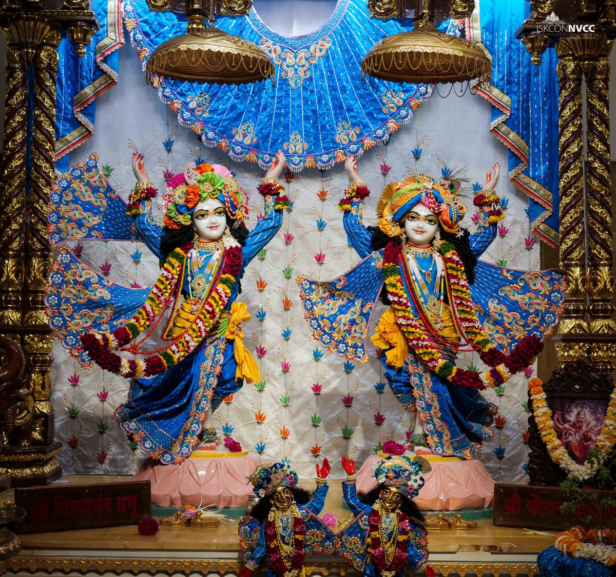 ISKCONPune's tweet photo. 🙏🏽Today's Darshan 📿 🗓05-12-2024🙏
🌷Sri Sri Gaur Nitai🌷
🚩@ISKCONNVCCPune🚩
.
.
#ISKCONNVCC #ISKCONPune #ISKCONNVCCPune #ISKCON #5thdecember #5thdecember2024 #Thursday #Harinaamsankirtan #Radheshyamdas #Radheradhe #Sankirtan #Kirtan #Vrindavan #Mayapur #Prabhupad
#GVE https://t.co/OFRymTfT71