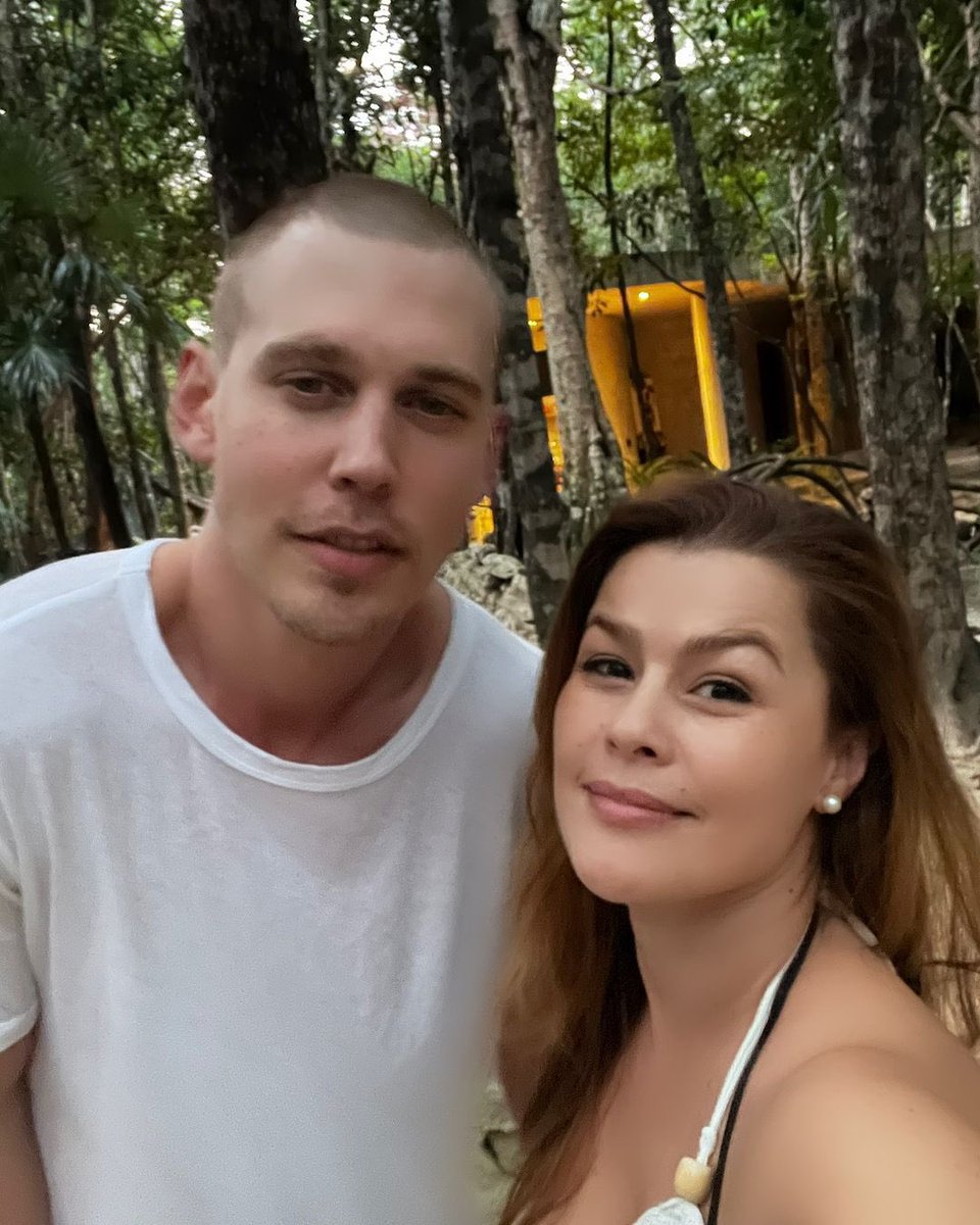 butlerbliss_'s tweet photo. ‼️🚨AUSTIN BUTLER HAS SHAVED HIS HEAD🚨‼️ https://t.co/24P51cJPH7